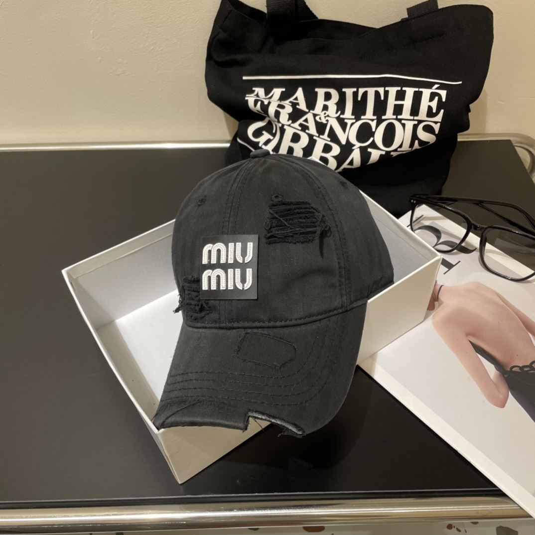 Miu Miu Caps